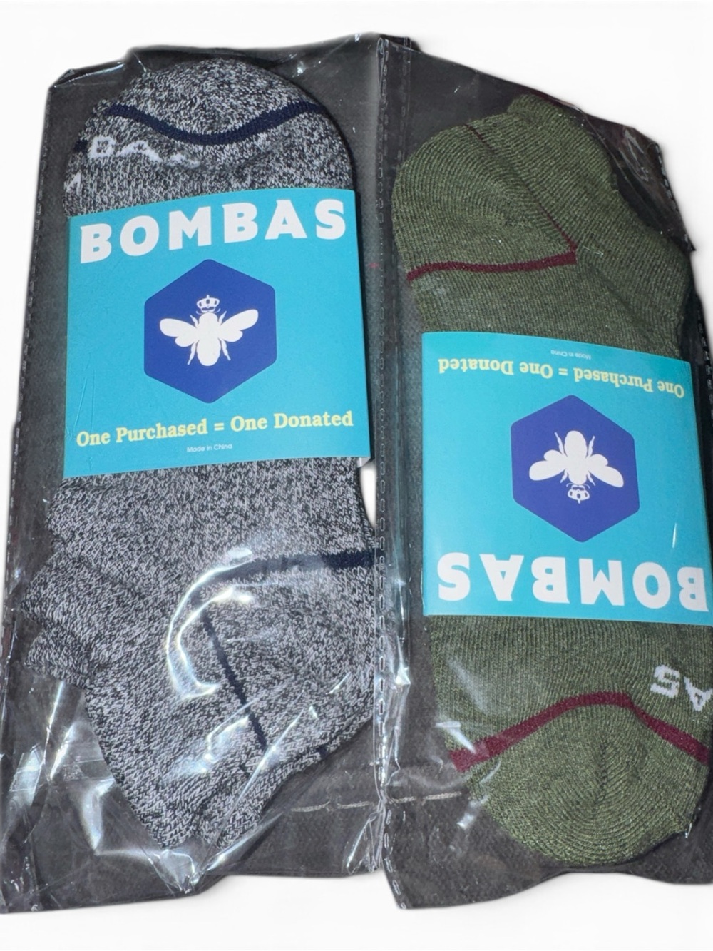 NWT 2 Bombas Midweight Unisex Socks Olive & Gray Lg